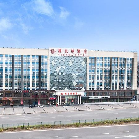 维也纳酒店深圳平吉大道店 外观 照片
